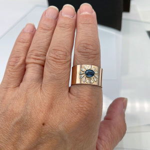 14K Montana Sapphire Ring, Flower Wide Ring, One of a Kind, SOLID Gold